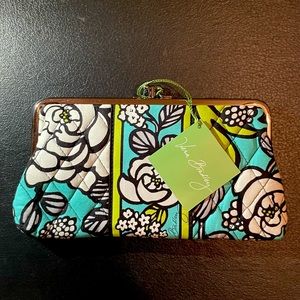 Vera Bradley Clutch Wallet NWT Island Blooms